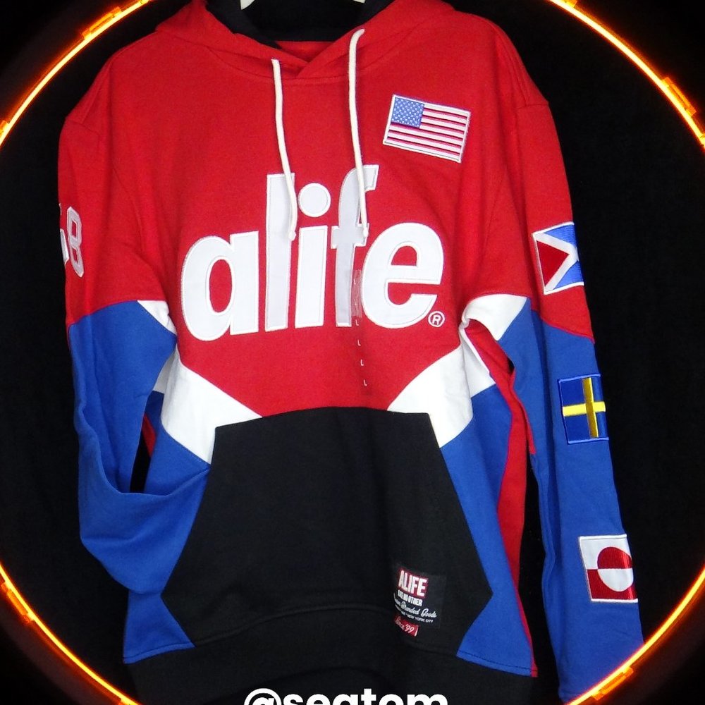 RARE ALIFE HOODIE NWT SIZE L